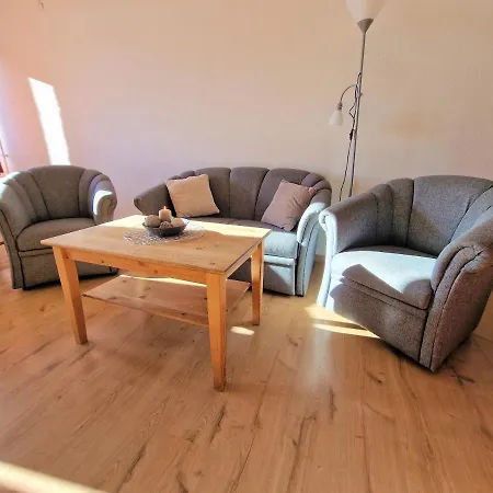 Apartment C08-006